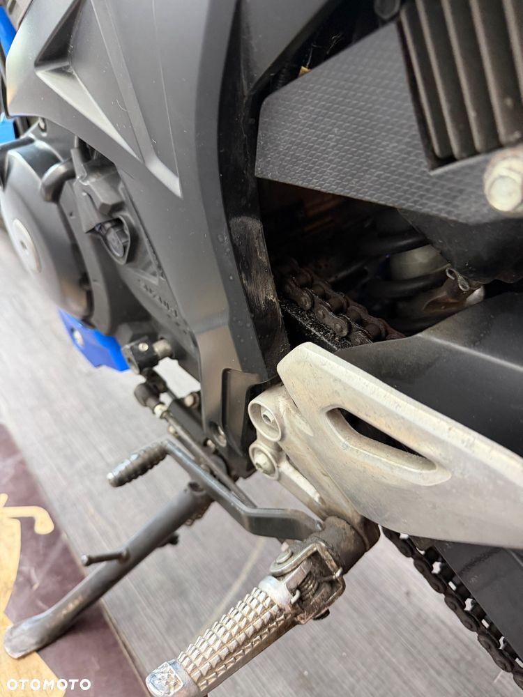 Suzuki GSX - 20