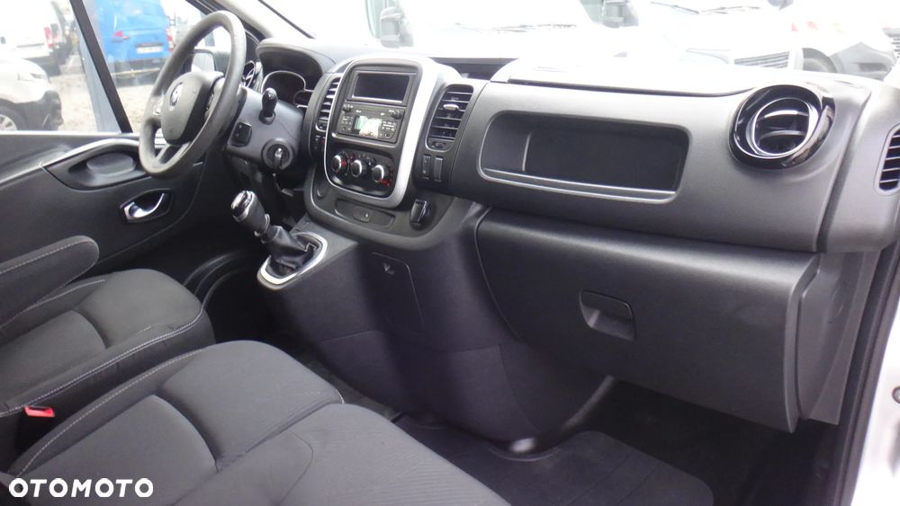 Renault Trafic - 8