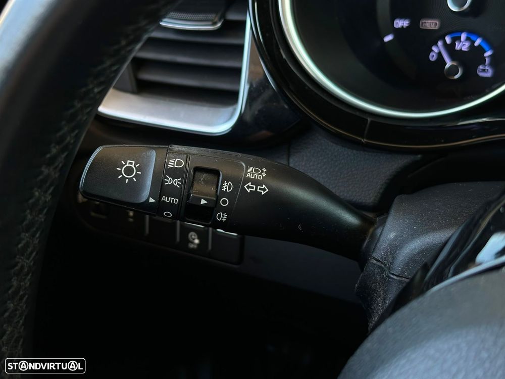 Kia XCeed 1.6 GDi PHEV Tech - 16