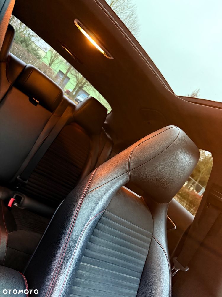 Mercedes-Benz CLA 220 CDI 7G-DCT AMG Line - 9