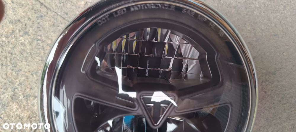 Triumph bonneville speedmaster 1200 Lampa przód Reflektor - 2