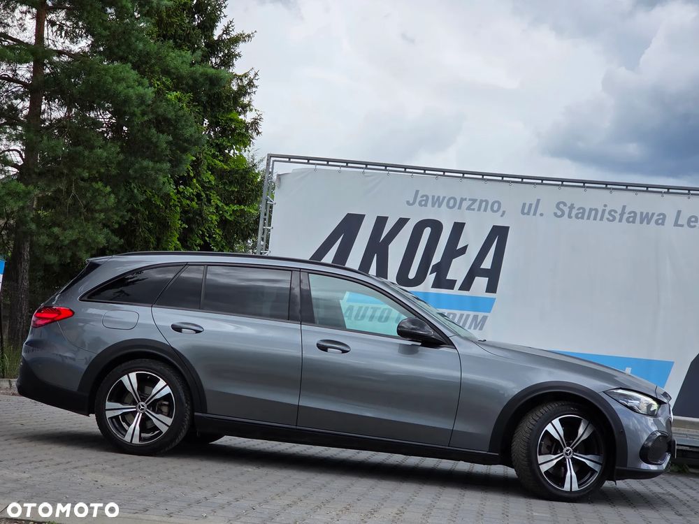 Mercedes-Benz Klasa C 220 d 4Matic 9G-TRONIC - 2