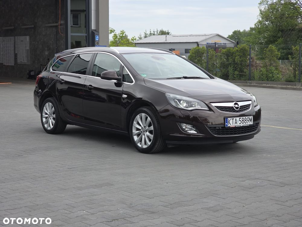 Opel Astra 1.4 Turbo Sport - 11