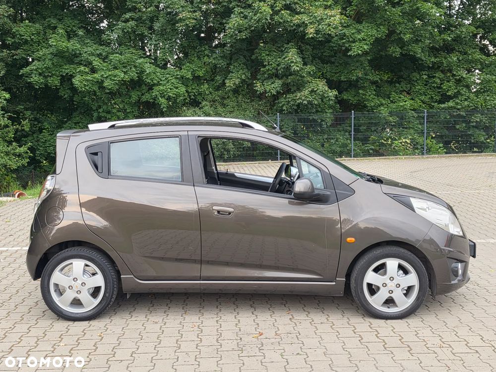 Chevrolet Spark 1.2 LT - 25