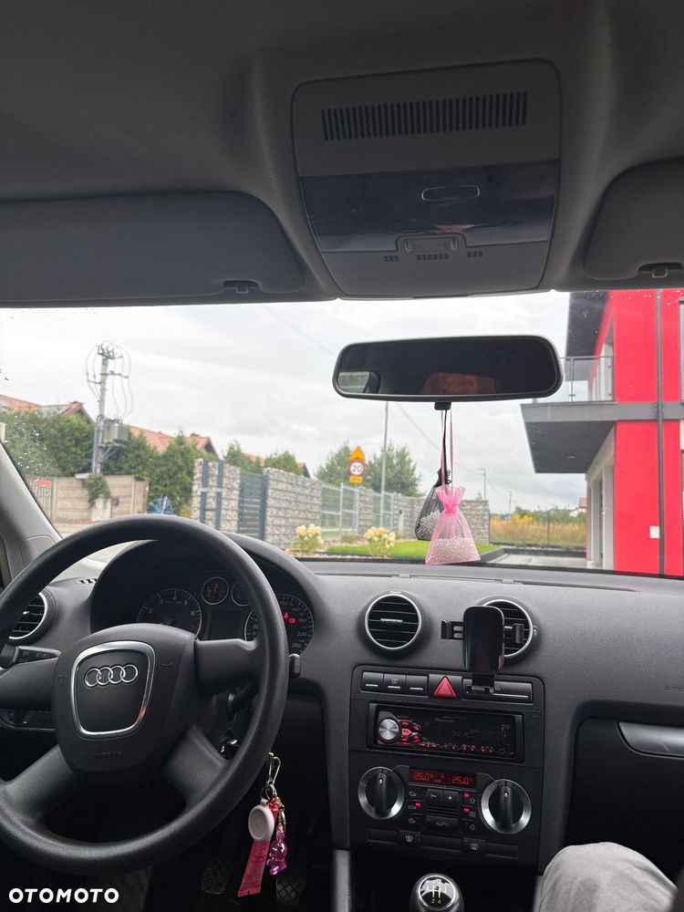 Audi A3 3-drzwiowe 1.6 Ambiente - 13