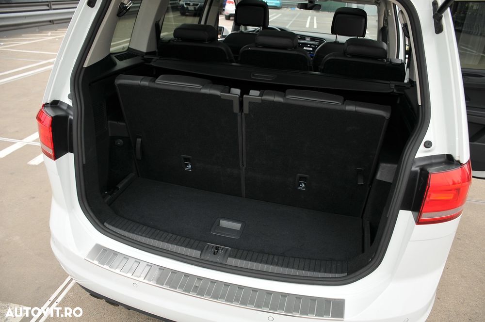 Volkswagen Touran 2.0 TDI SCR (BlueMotion Technology) DSG Highline - 23