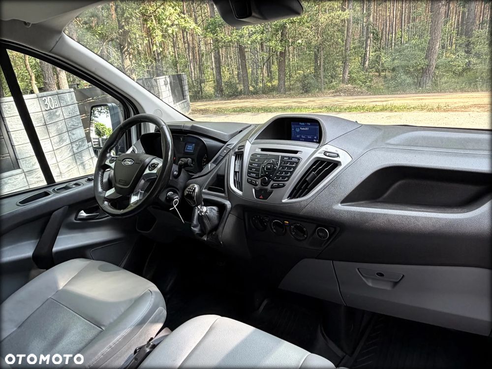 Ford TRANSIT CUSTOM - 25