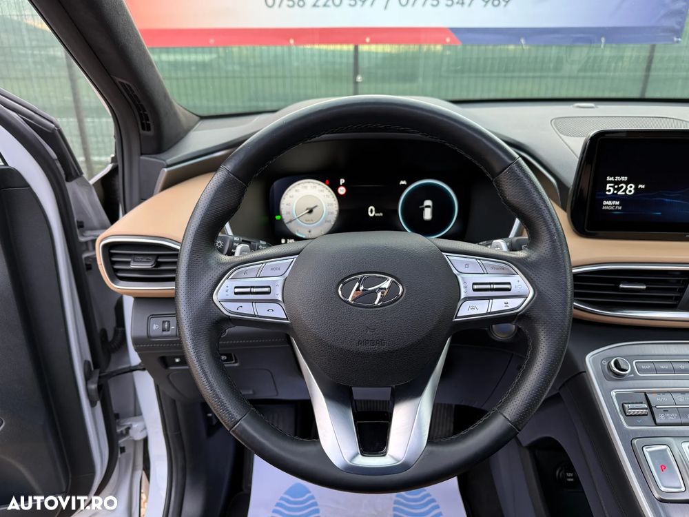 Hyundai Santa Fe 1.6 Plugin-Hybrid 4WD SEVEN Signature - 23