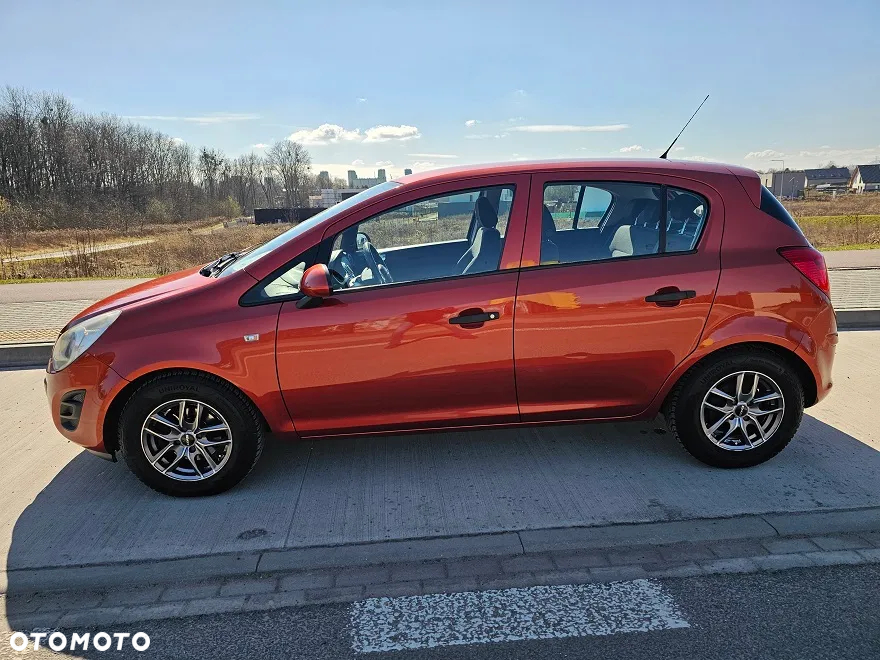 Opel Corsa 1.2 16V Enjoy - 3