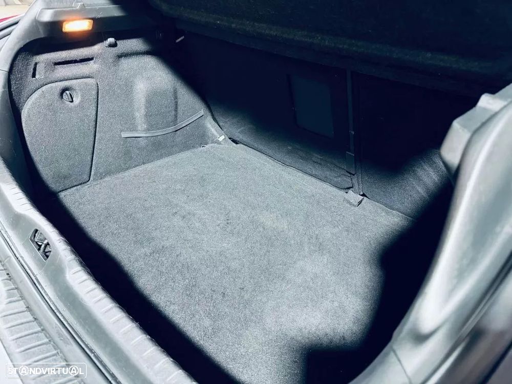 Peugeot 308 1.6 HDi Executive - 6