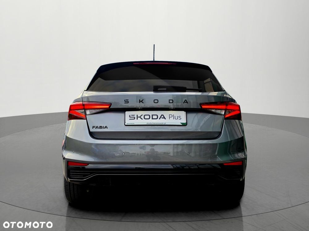 Skoda Fabia 1.0 TSI Monte Carlo - 6