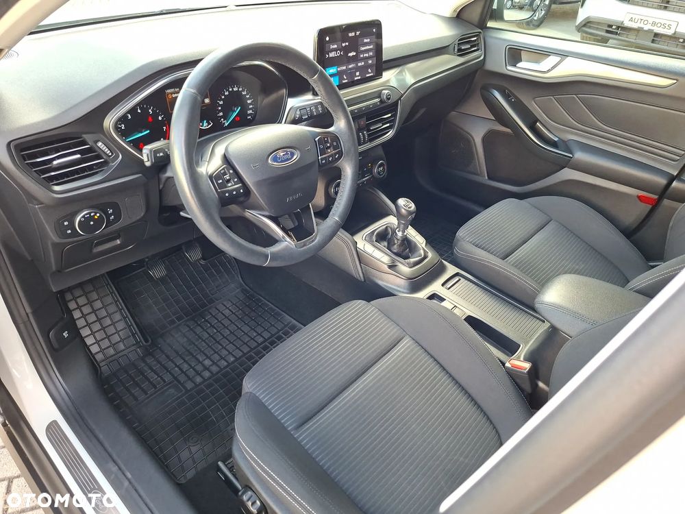 Ford Focus 1.0 EcoBoost Titanium - 12