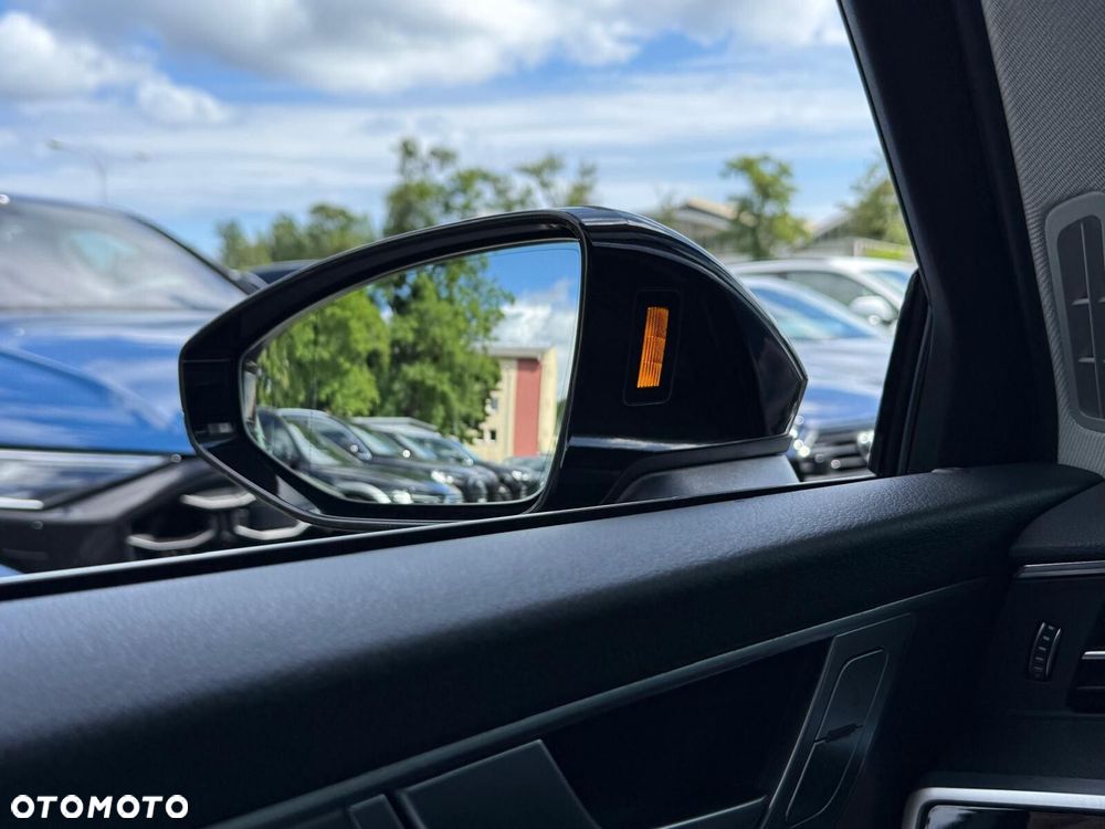 Audi A6 Avant 40 TDI mHEV S Line S tronic - 37