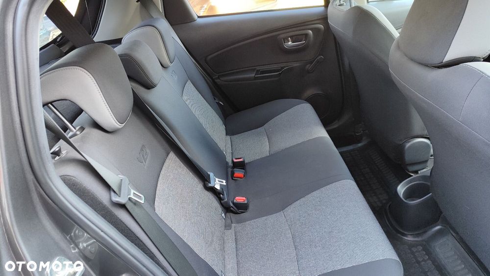 Toyota Yaris 1.5 Premium - 16