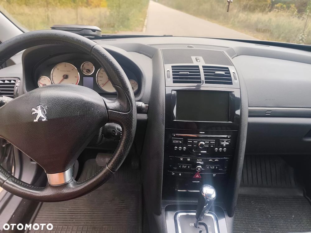 Peugeot 407 - 11