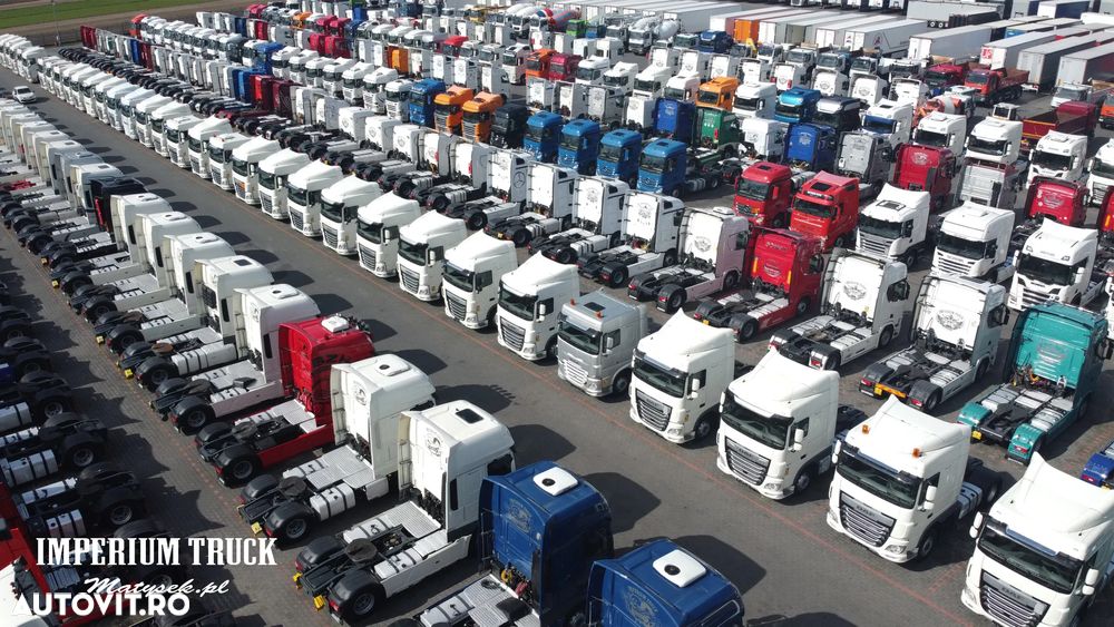 Schmitz Cargobull / BASCĂLĂTOR / 26 m3 / HIDROCLAPEATĂ / AXĂ RIDICABILĂ / - 26