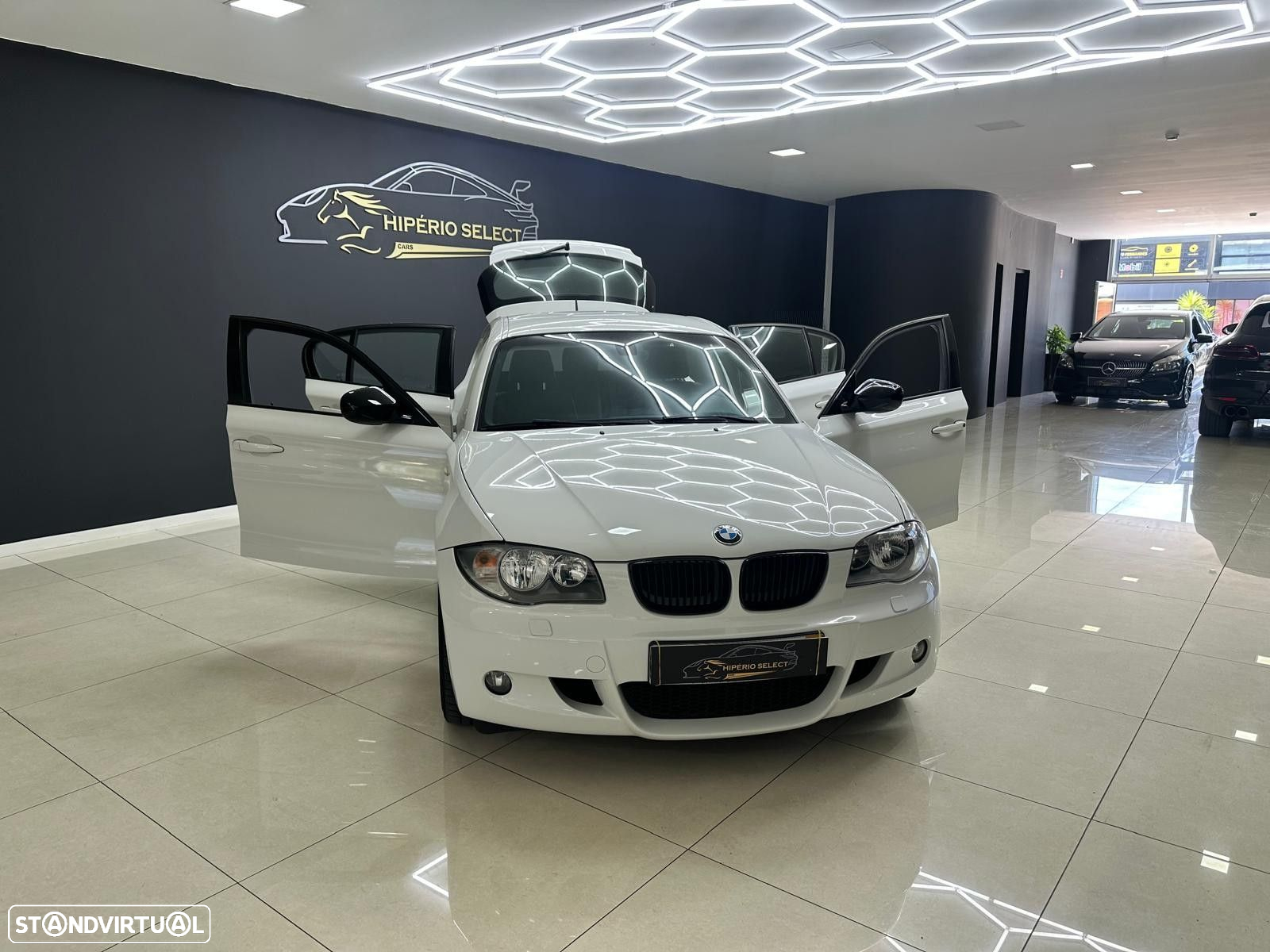 BMW 118 d Pack M - 10