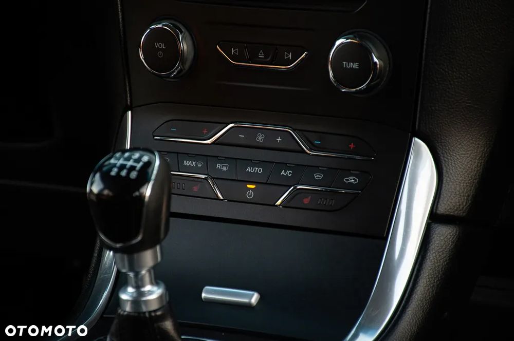 Ford Edge 2.0 TDCi 4WD Sport - 21