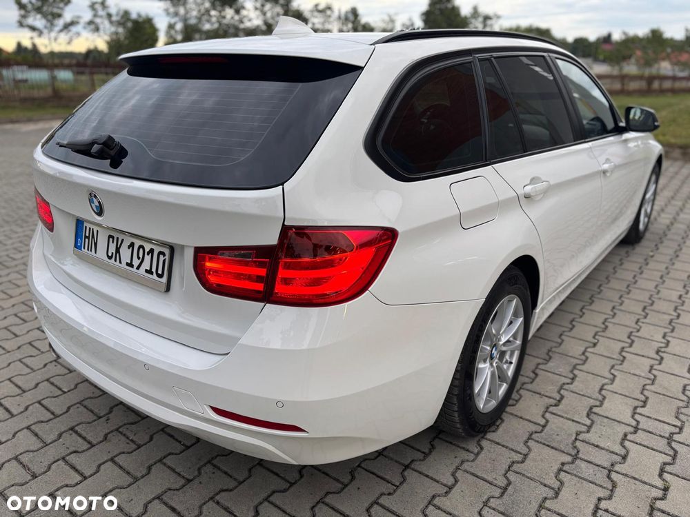 BMW Seria 3 318d Blue Performance Sport Line - 25