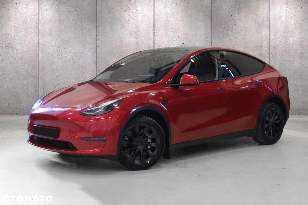 Tesla Model Y Long Range AWD - 6