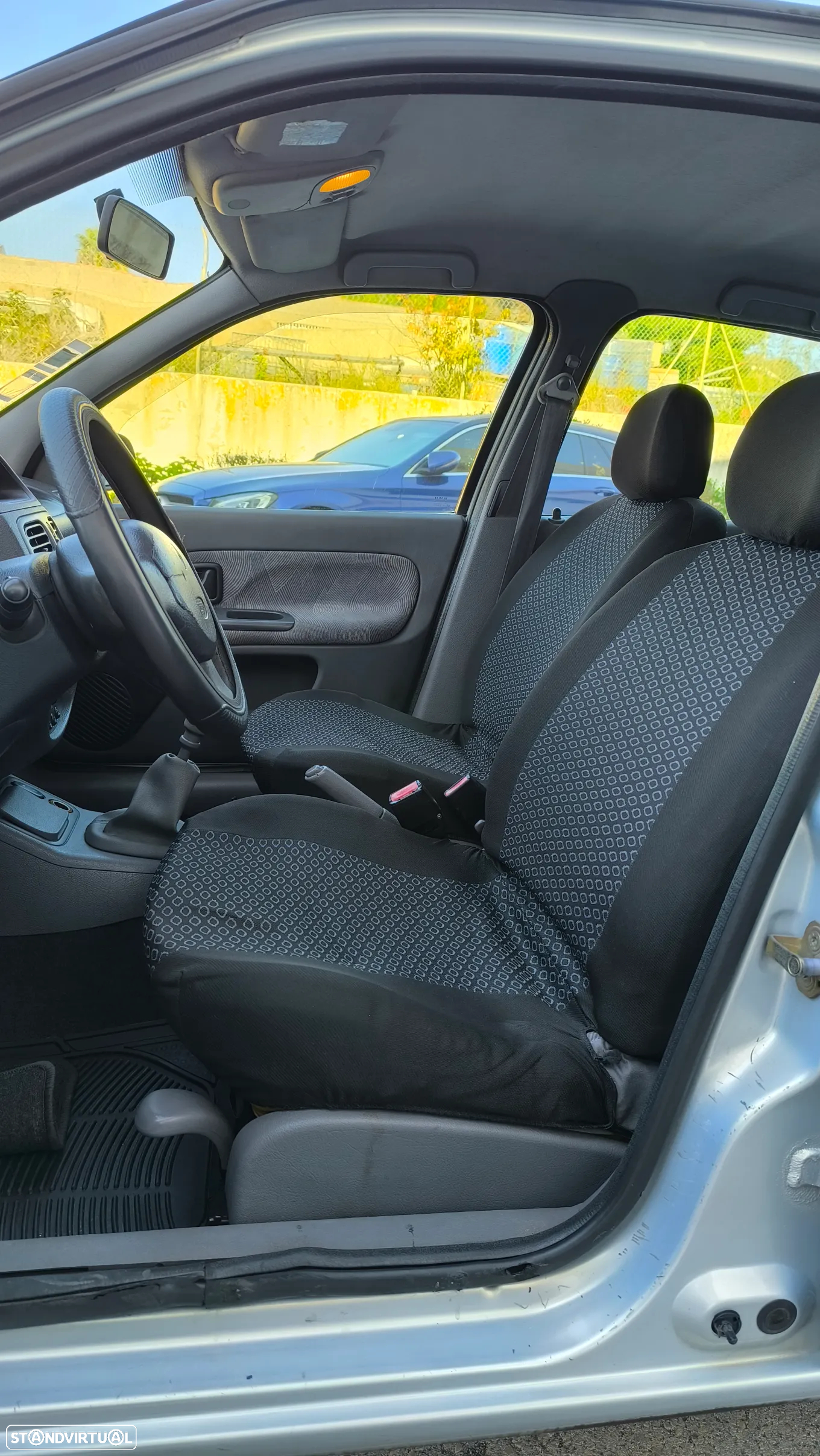 Renault Clio 1.2 RXE - 30