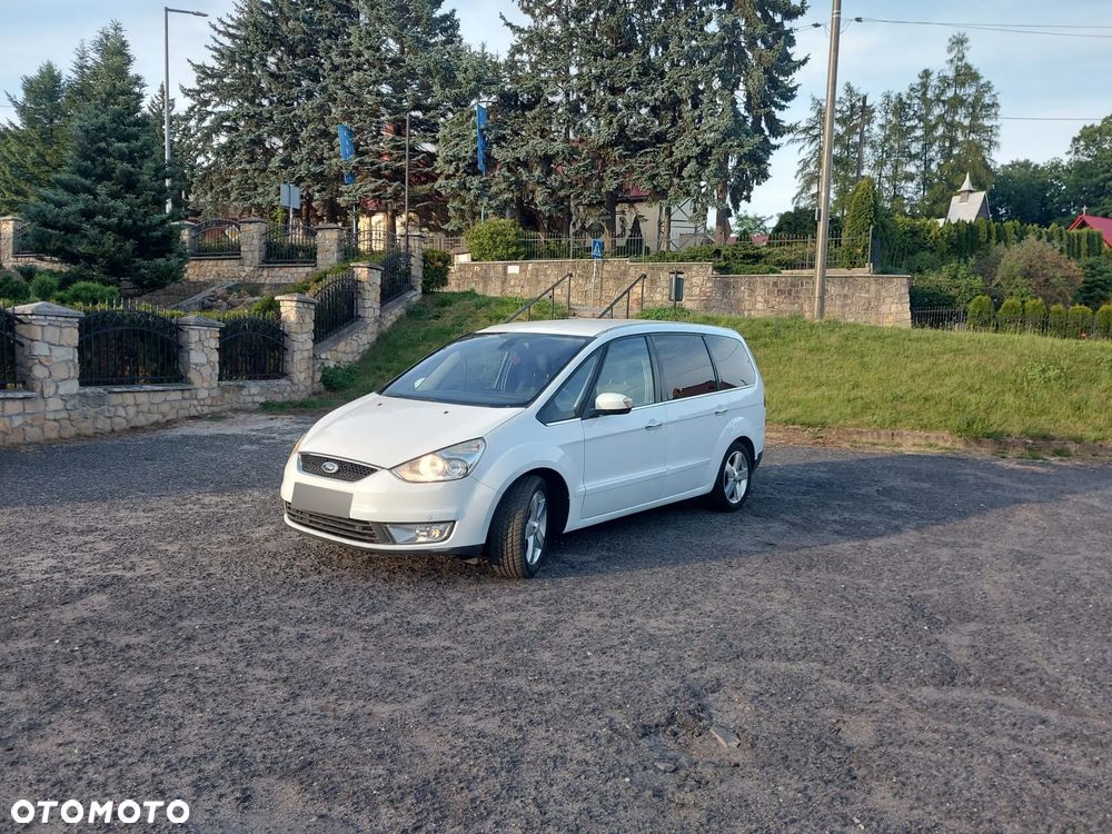 Ford Galaxy - 9