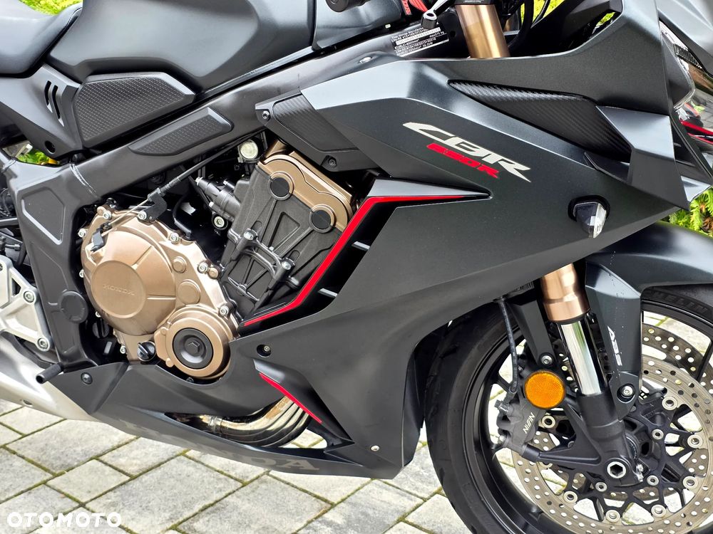 Honda CBR - 6
