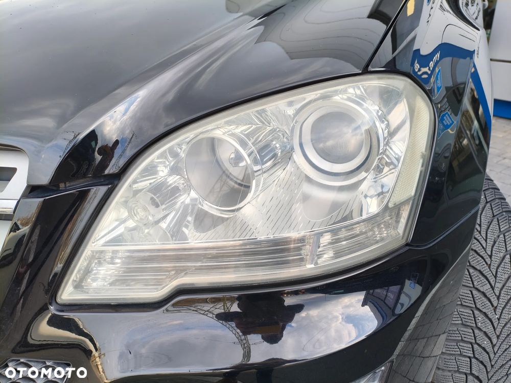 Mercedes-Benz ML 350 4-Matic - 32