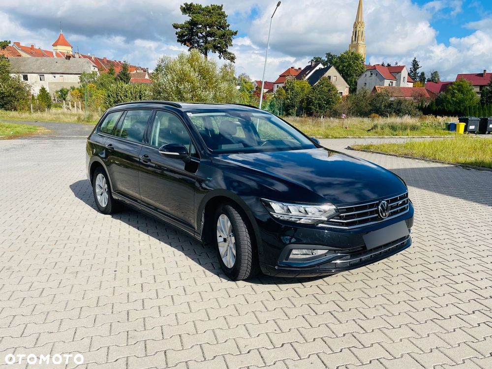 Volkswagen Passat Variant 2.0 TDI SCR DSG Elegance - 39