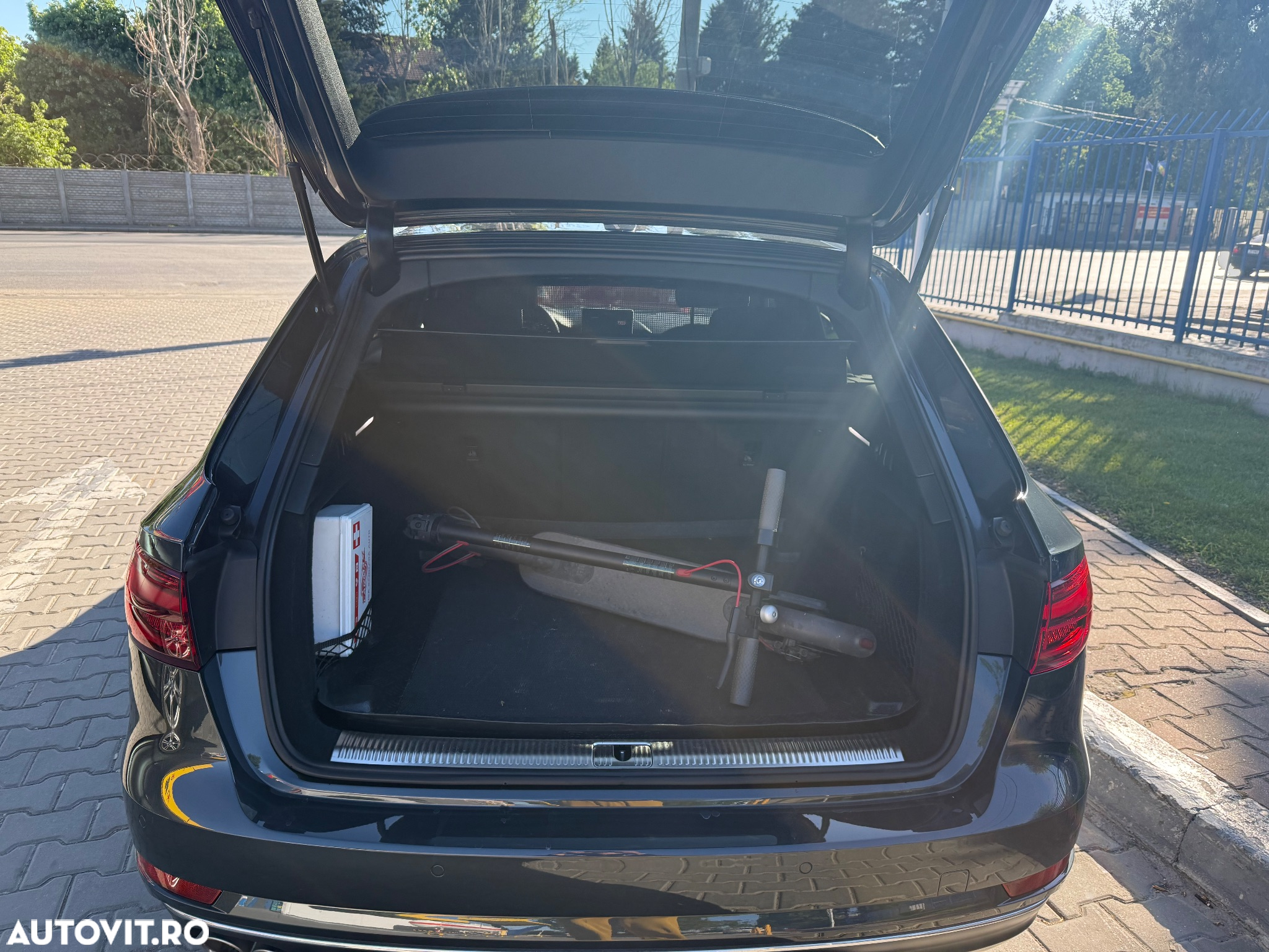 Audi A4 2.0 TDI S tronic Design - 20