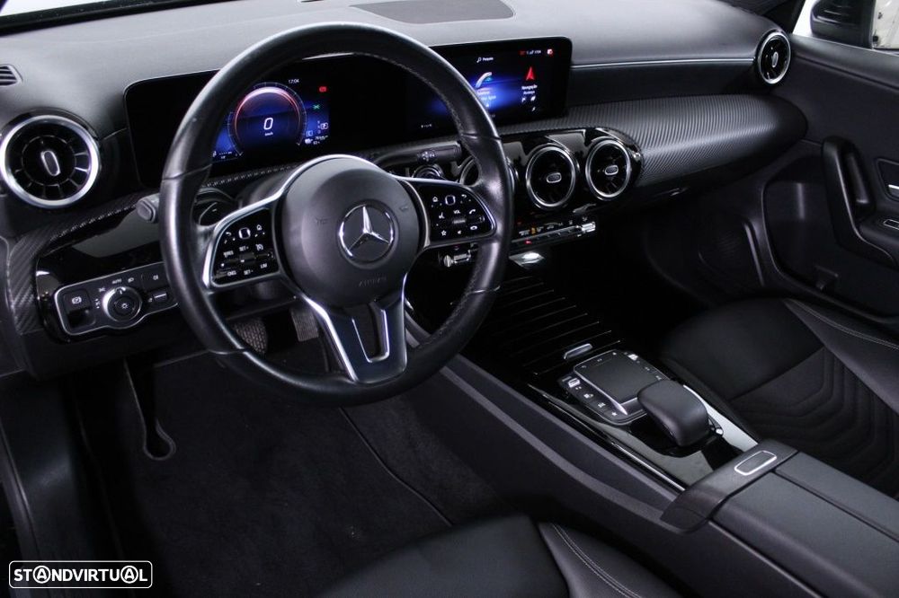 Mercedes-Benz A 250 e Style Plus - 32