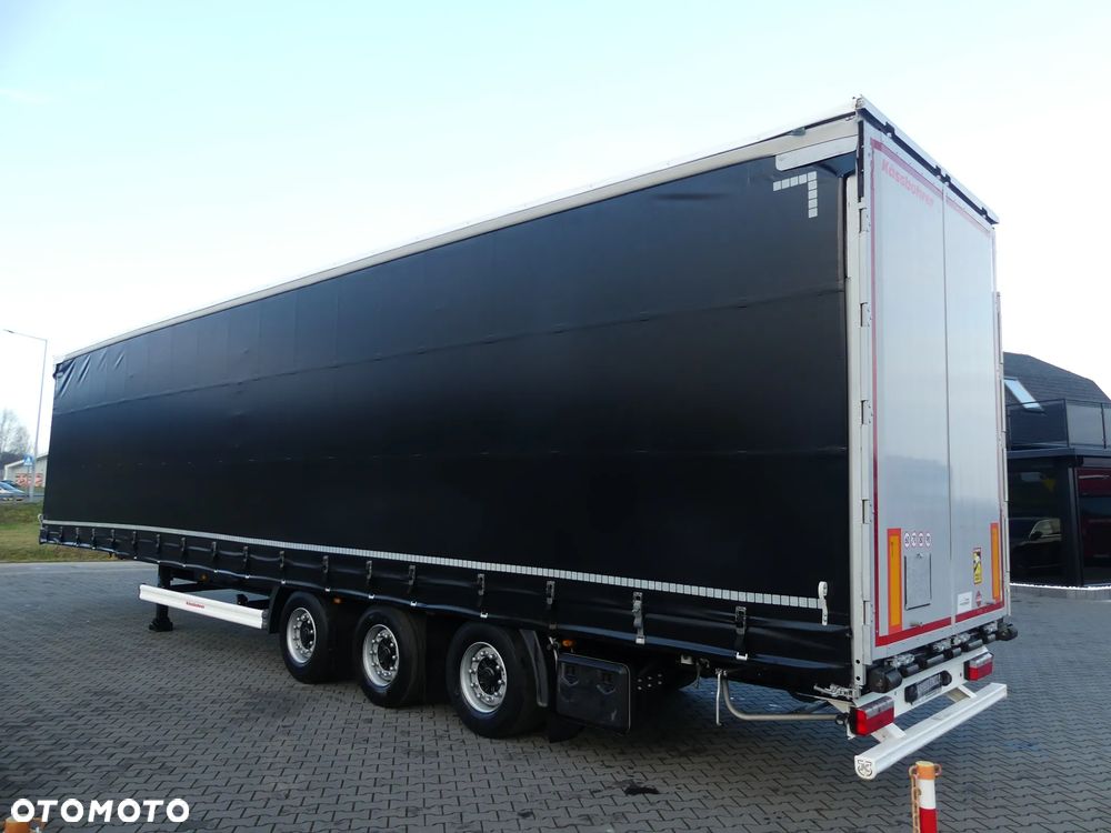 Kassbohrer MEGA / FIRANKA / OŚ PODNOSZONA / 3 SZTUKI / - 4