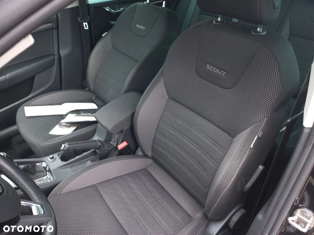 Skoda Octavia 2.0 TSI 4x4 DSG Scout - 21
