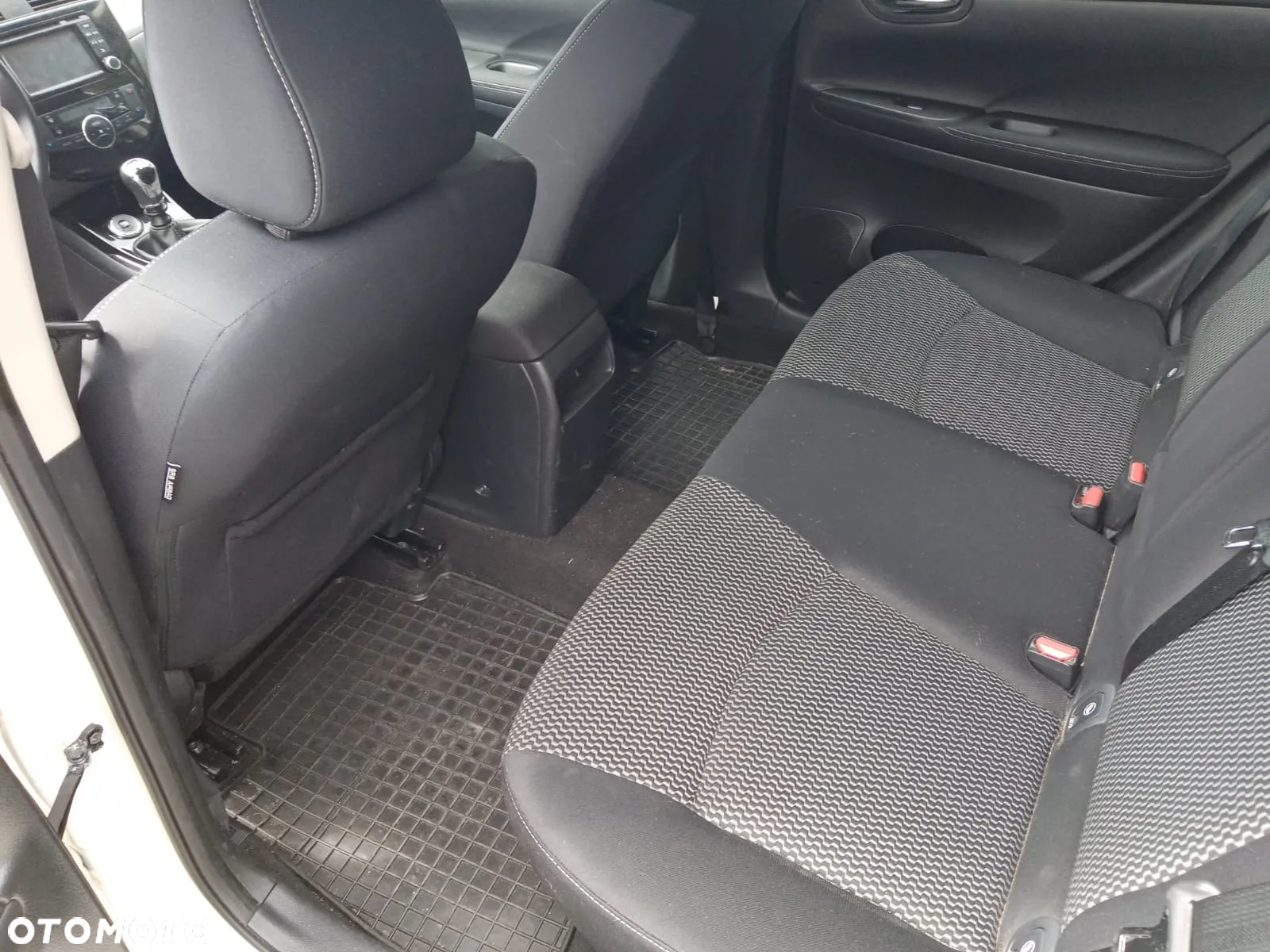 Nissan Pulsar 1.2 DIG-T N-Connecta EU6 - 10