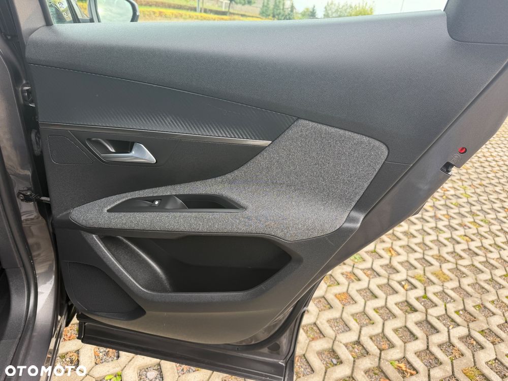 Peugeot 3008 1.2 PureTech Active Pack S&S - 33