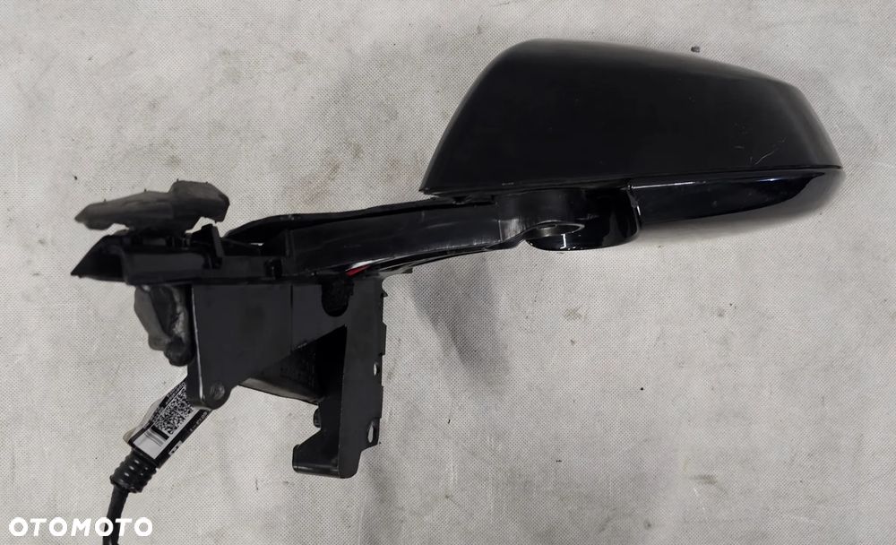 LUSTERKO LEWE TESLA S 1622232-00-F - 1