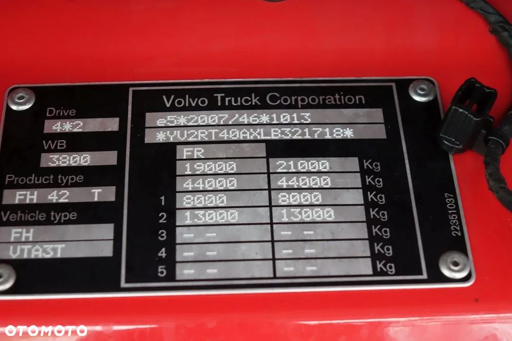 Volvo FH 500 GLOBETROTTER XL / STANDARD/ AUTOMAT / EURO 6 / KLIMATYZACJA POSTOJOWA/ 2 ZBIORNIKI PALIWA - 37