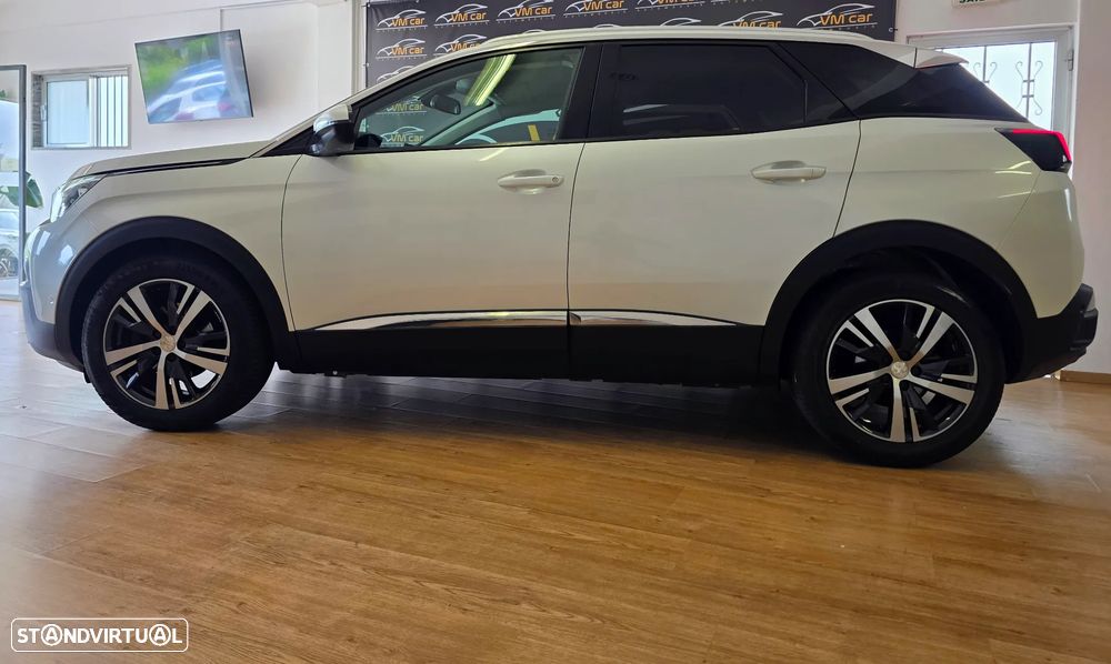 Peugeot 3008 1.6 BlueHDi Allure EAT6 J18 - 11
