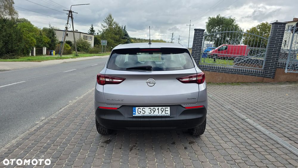 Opel Grandland X 1.2 T Enjoy S&S - 16