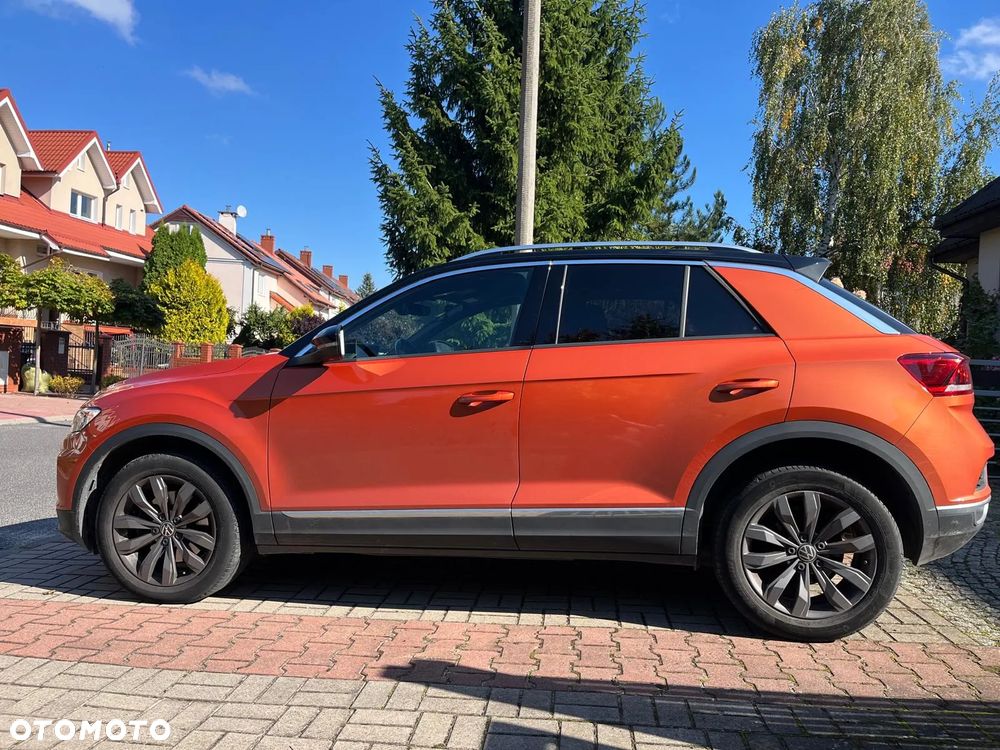 Volkswagen T-Roc 2.0 TSI 4Motion Premium DSG - 2