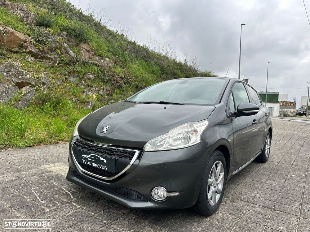 Peugeot 208 1.4 HDi Active - 2