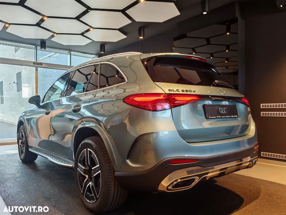 Mercedes-Benz GLC 220 d 4MATIC MHEV - 10