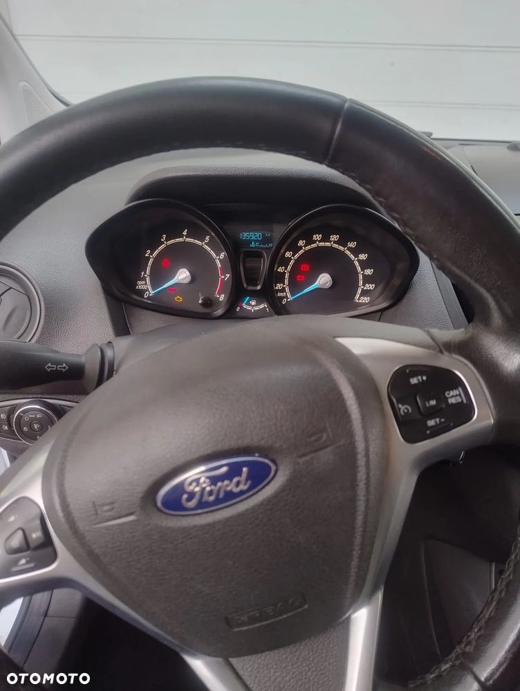Ford Tourneo Courier 1.0 EcoBoost Trend - 22