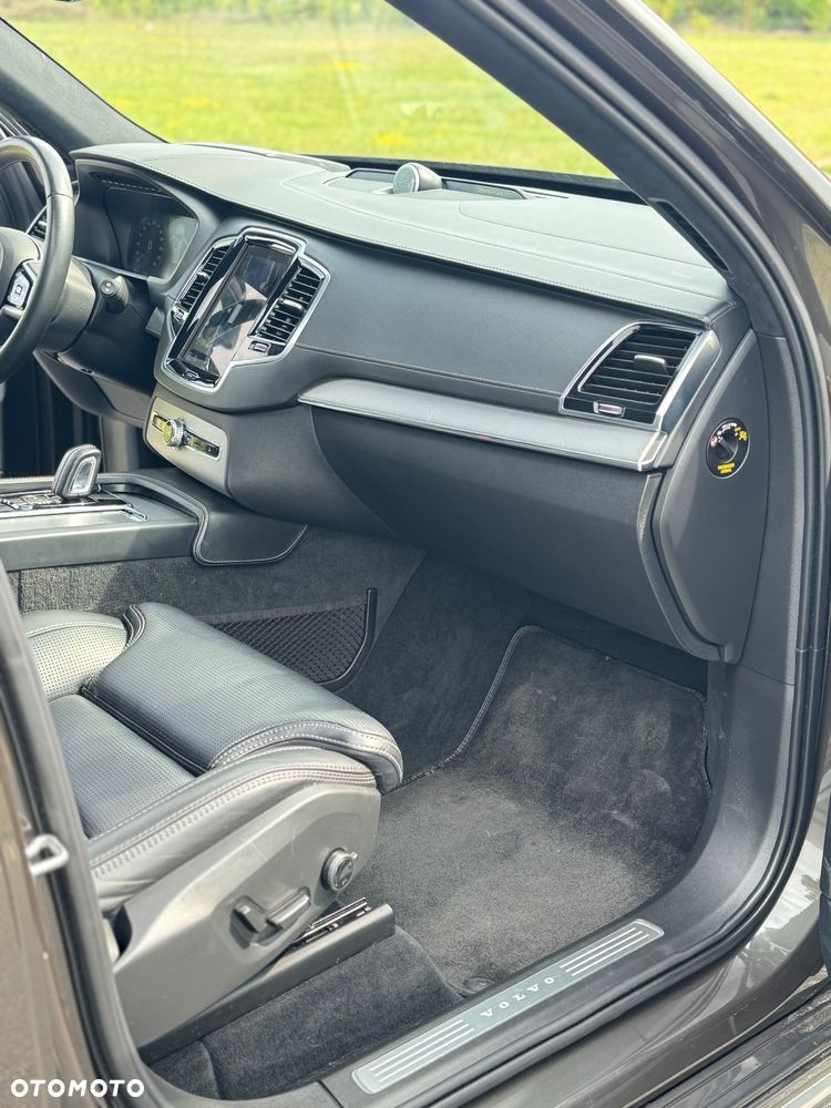 Volvo XC 90 B6 B AWD Geartronic RDesign - 24