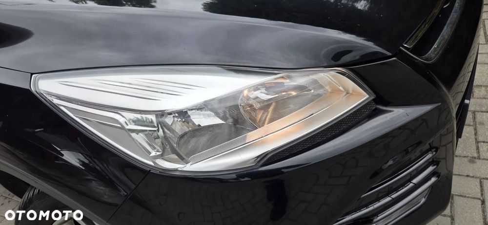 Ford Kuga 2.0 TDCi 2x4 Titanium - 25