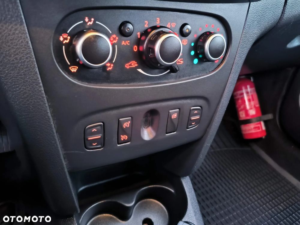 Dacia Sandero Stepway TCe 90 Prestige - 35
