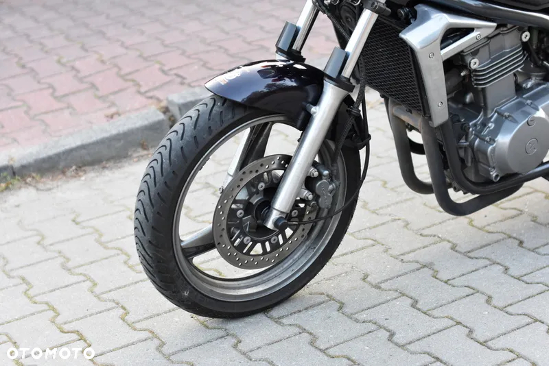 Kawasaki ER - 26