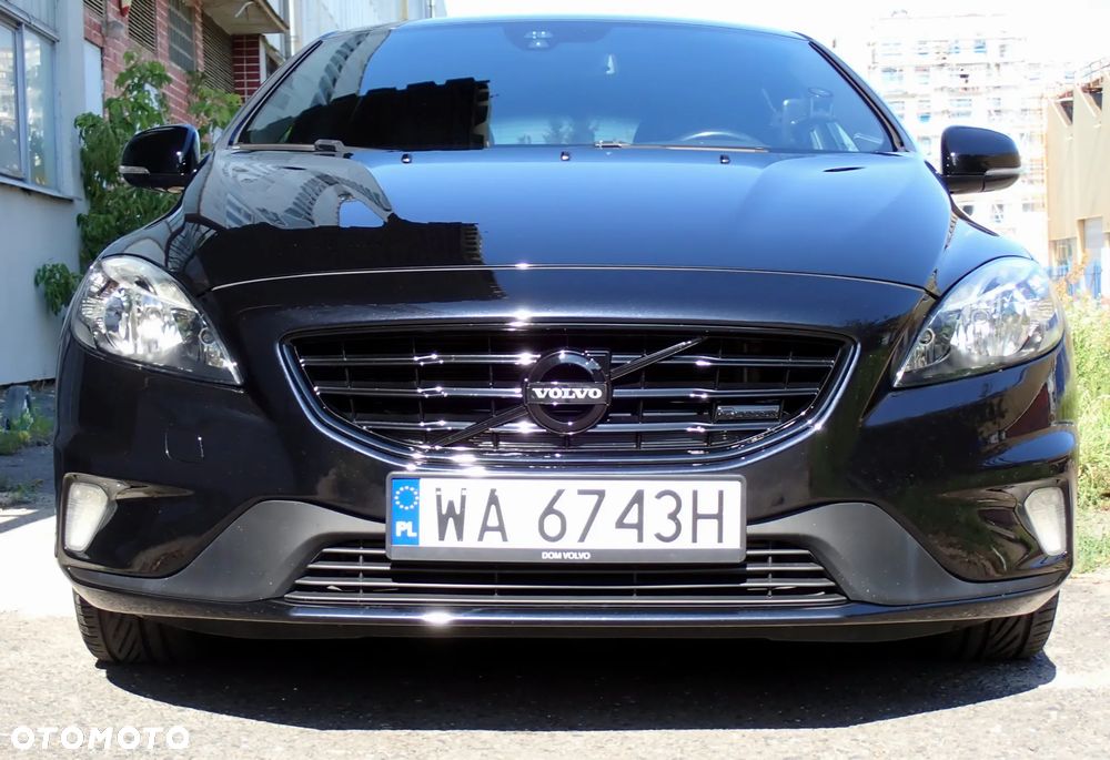 Volvo V40 D3 R Design - 19