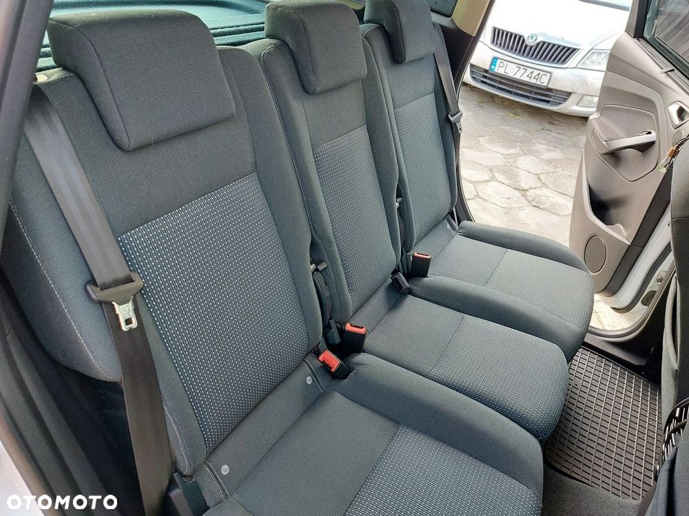 Ford C-MAX - 16
