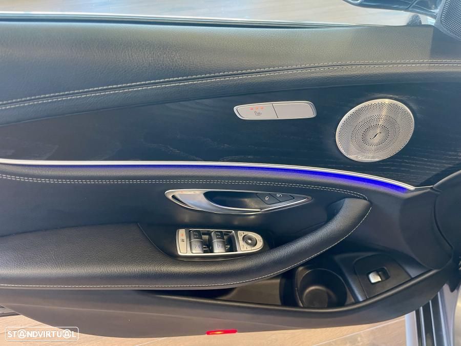 Mercedes-Benz E 300 de 9G-TRONIC AMG Line - 37